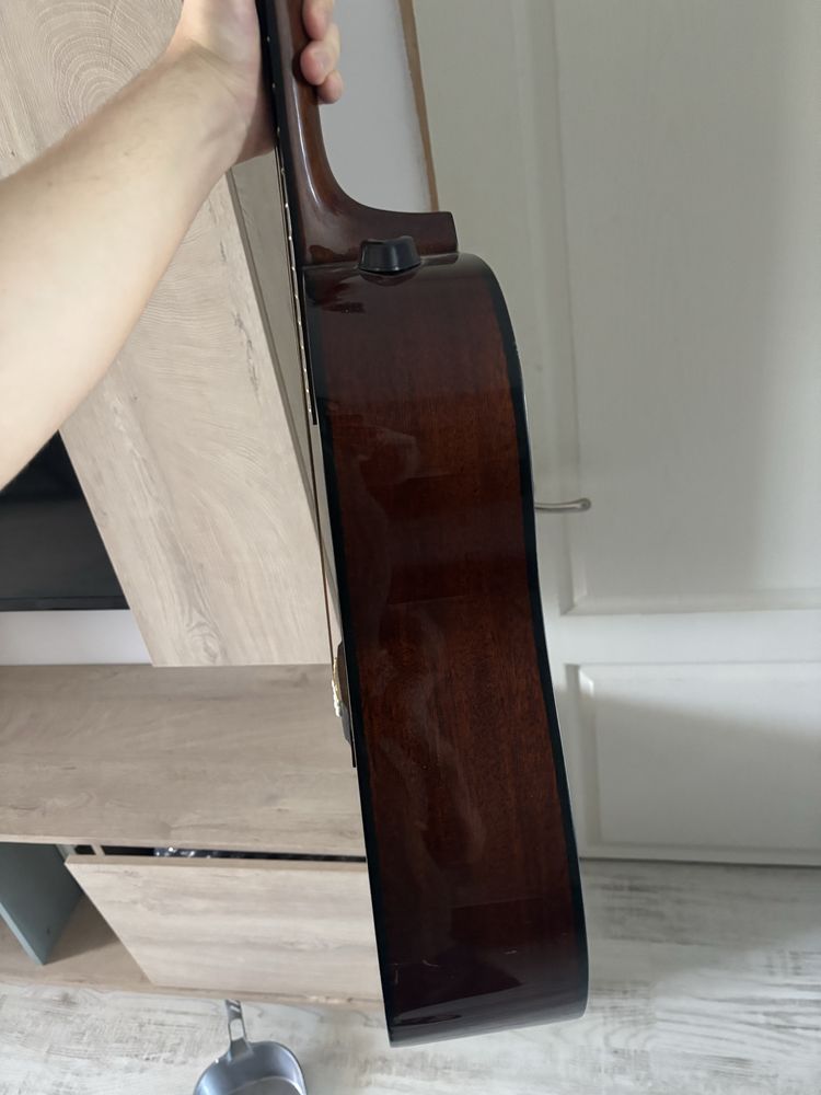 Chitara acustica fender CD 60+ husa tip ghiozdan