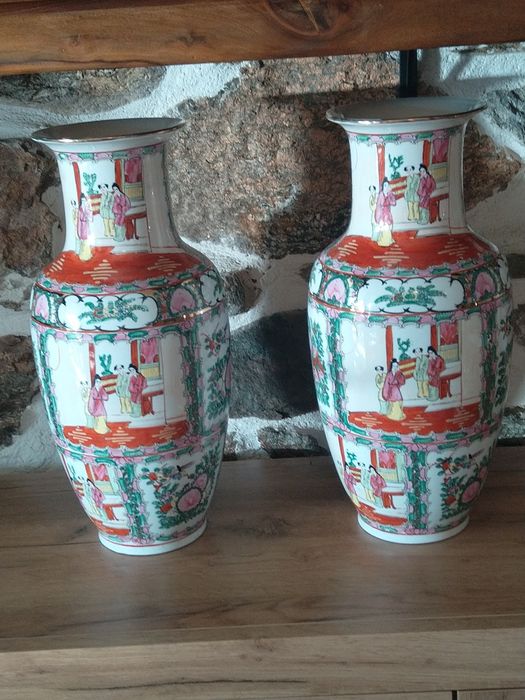 Продавам огромни антикварни Японски вази Сатцума