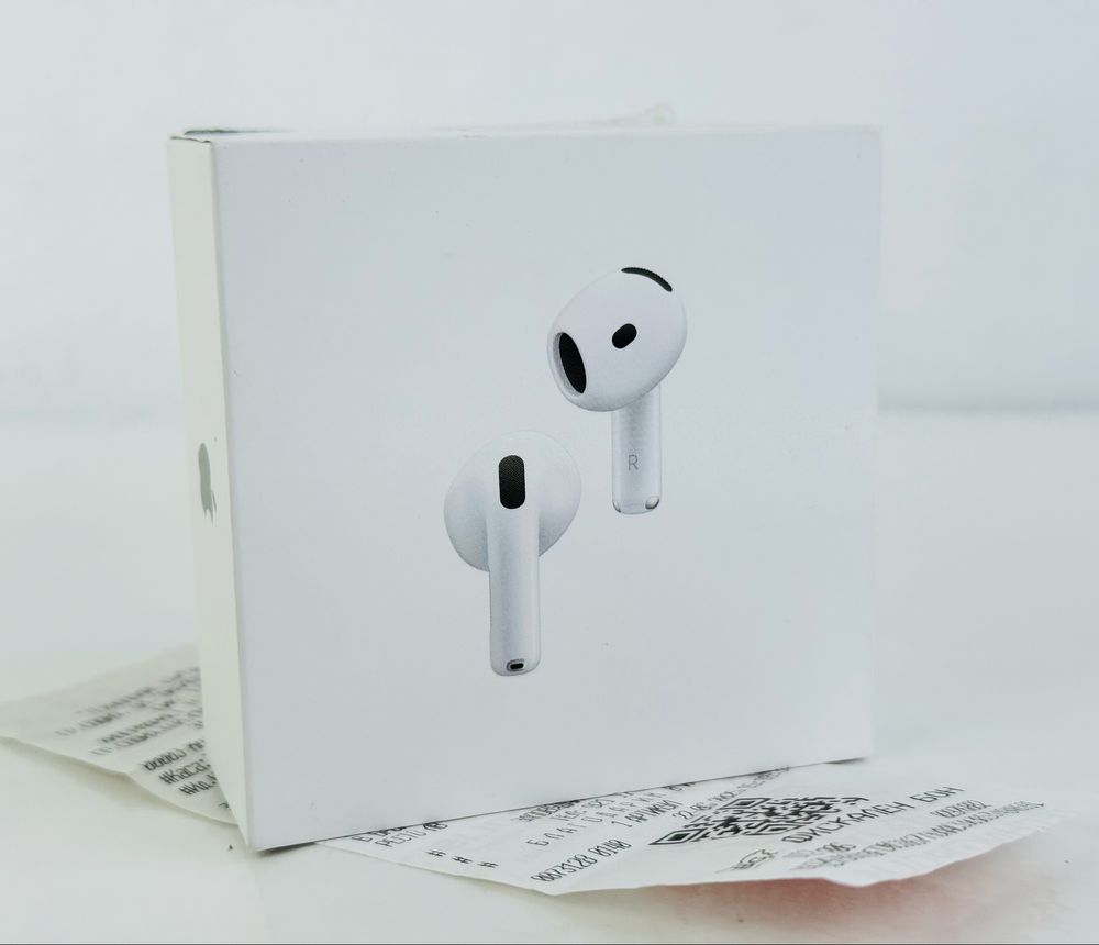 НОВИ! Apple AirPods 4 with Active Noise Cancellation 2г. Гаранция!