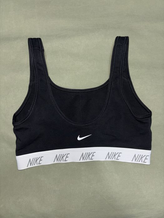 Спортно Бюстие Nike