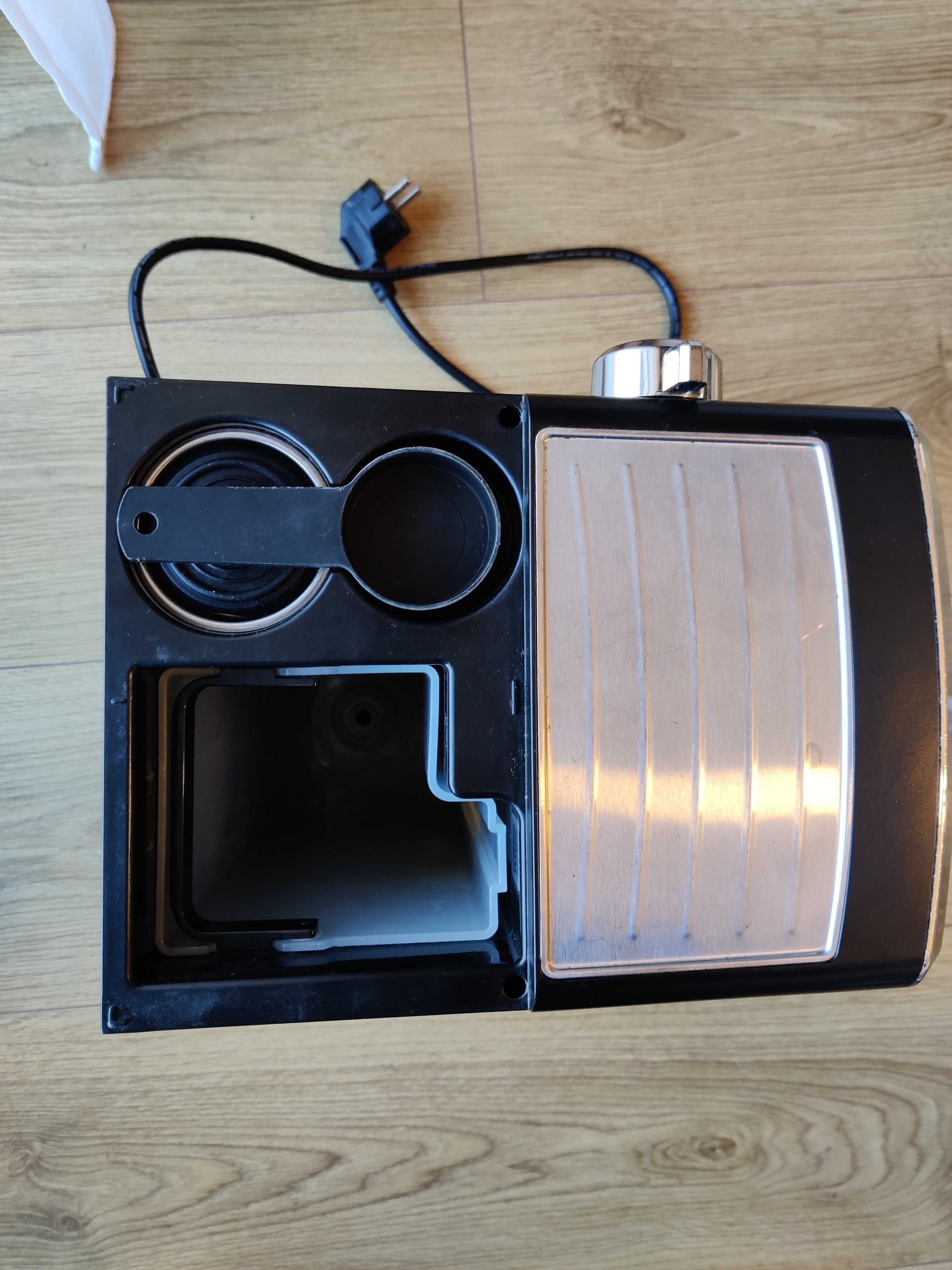 Espressor manual Gaggia Viva Deluxe, 1025 W, 1 L, 15 bar, Argintiu