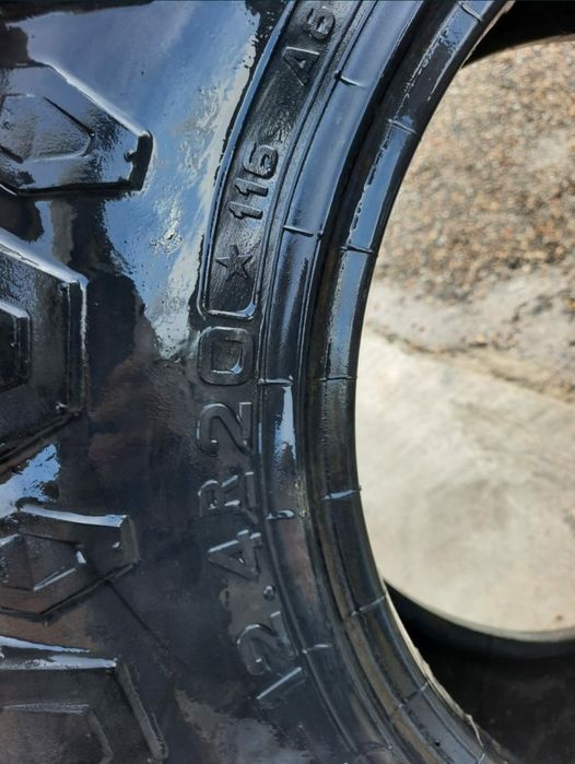 Anvelope tractor Pirelli 12.4 R20