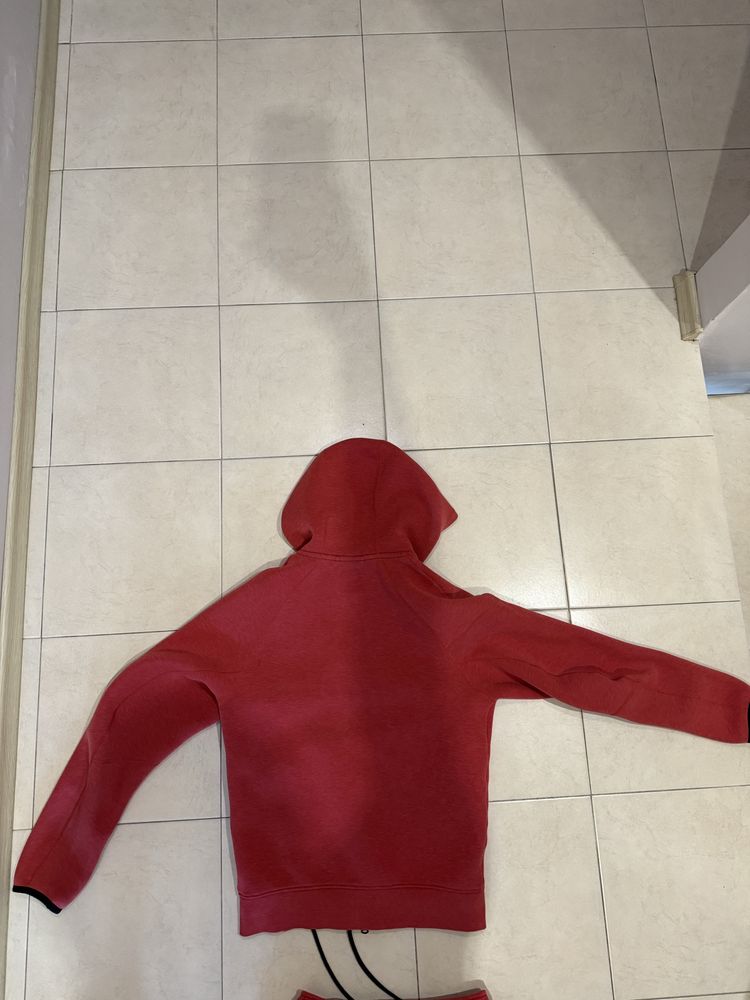 nike tech fleece Red