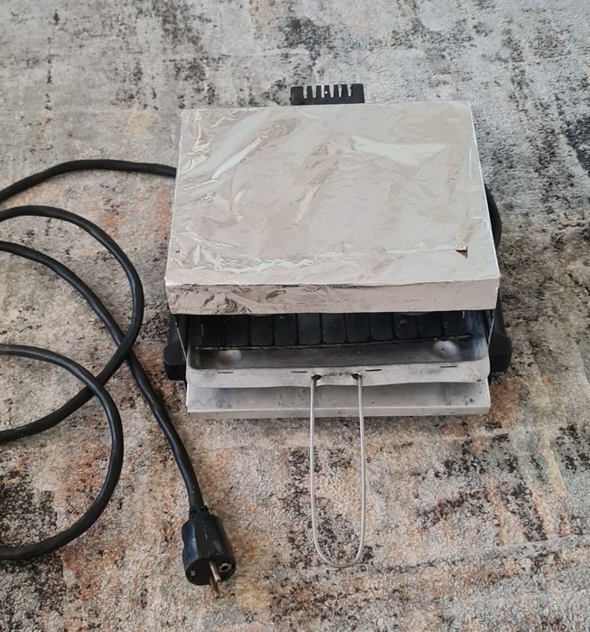 Продавам парти грил