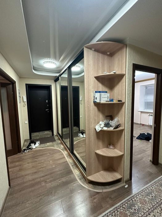 Продается большой шкаф