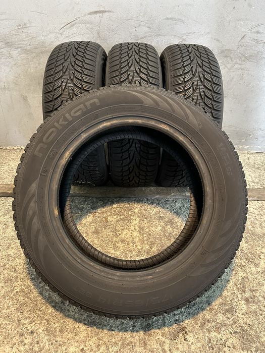 Гуми 175/65/14 NOKIAN Winter WR Snow