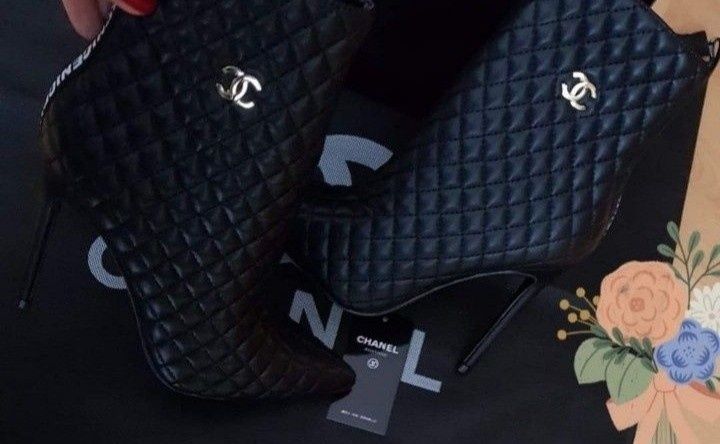 Botine dama, logo metalic auriu, saculet, etichetă