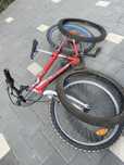 Vand bicicleta cross la mana a doua