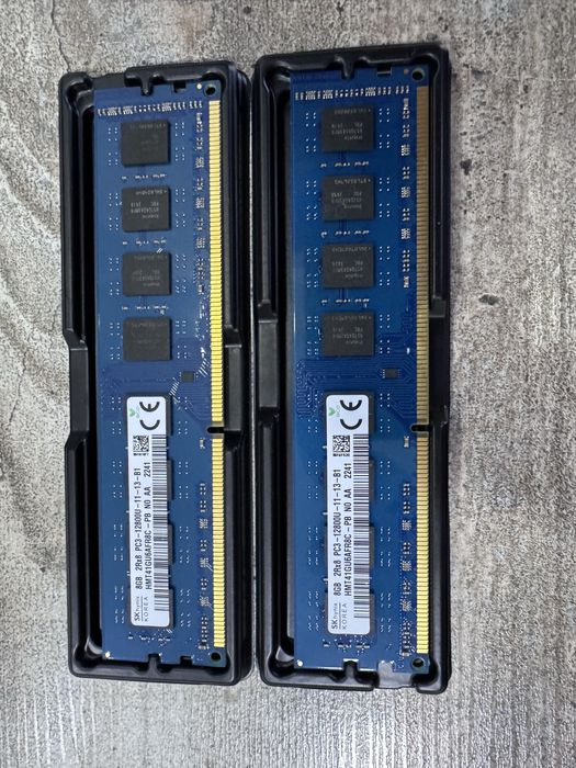 Продам оперативную память DDR3 1600ГГЦ 8Гб (2 плашки; 16Гб в итоге)