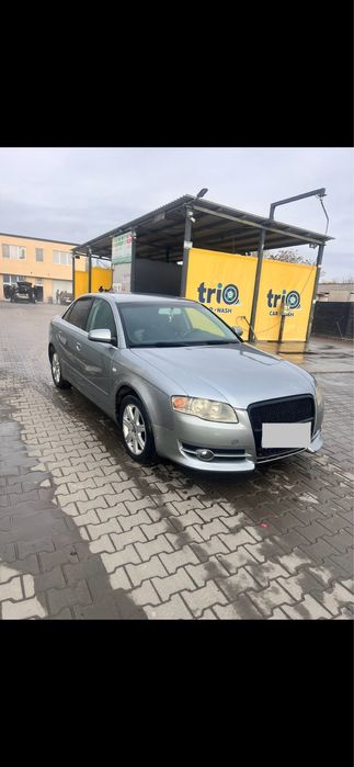 Audi A4 2.0          .