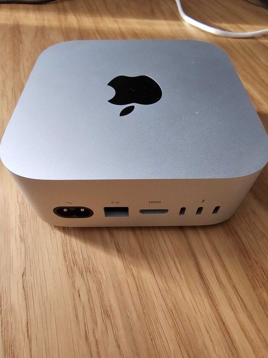 Mac Mini M4 16/256, как новый