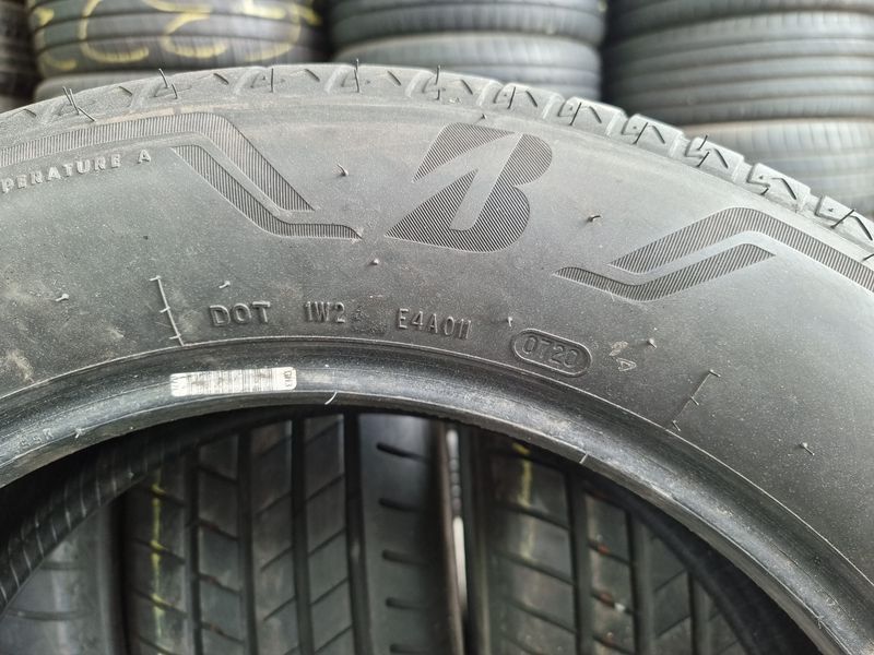 225/60/18 BRIDGESTONE 4бр