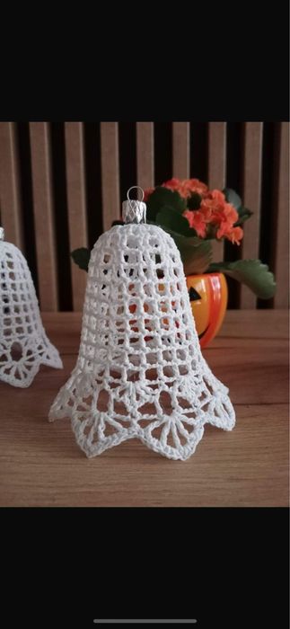 Globuri crosetate,pretul difera in functie de marime,model,pret pe buc