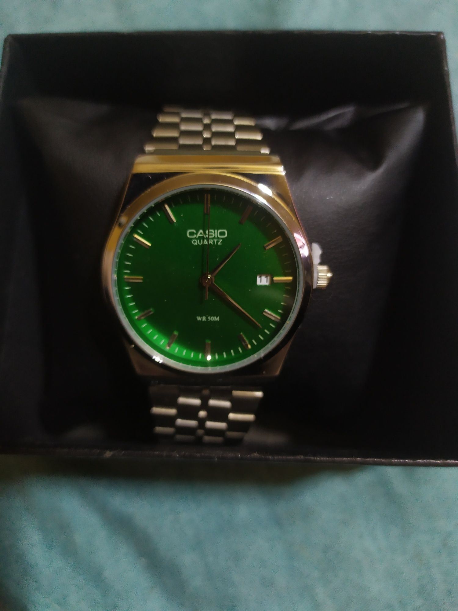 Продам часы CASIO