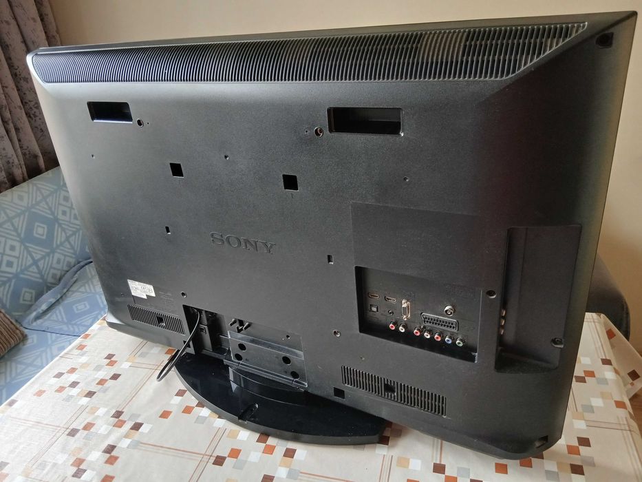 Телевизор Sony Bravia 37 инча