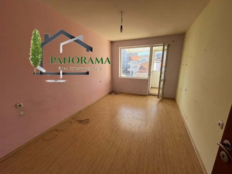 Продава се Тристаен апартамент в Шумен, Пожарната - 97 кв.м за 1183 €/кв.м - Снимка #2