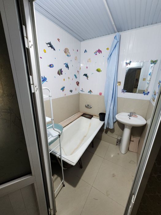 Сотилади 30 кв узимники