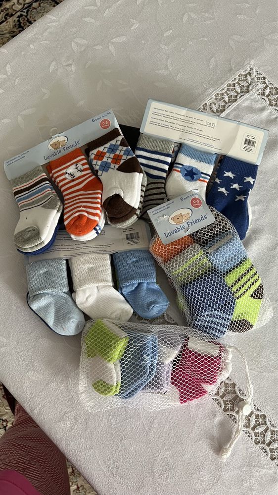 Продам носочки для новорожденных