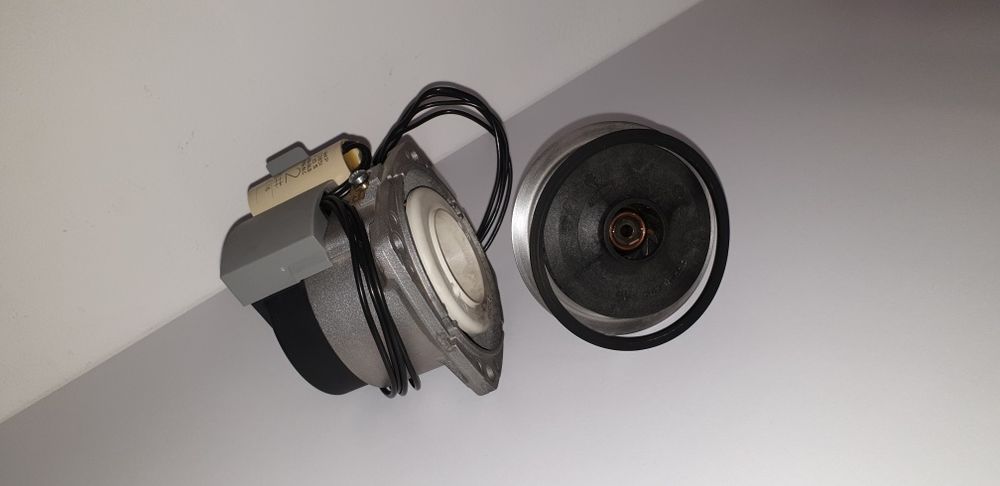 Pompa Wilo INTMTSL 15/5 HE -2 Centrala termica Ariston Clas Genus