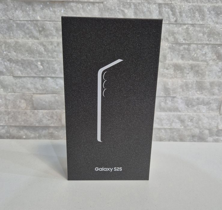 Galaxy S25 5G 128GB. 12GB RAM. SIGILAT // Mint