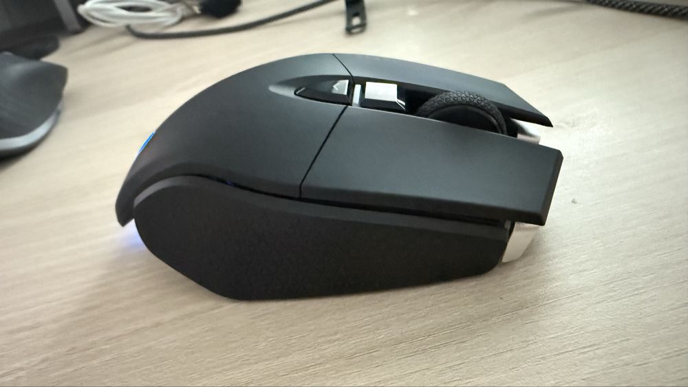 Mouse gaming Corsair M65 RGB ULTRA WIRELESS Tunable FPS