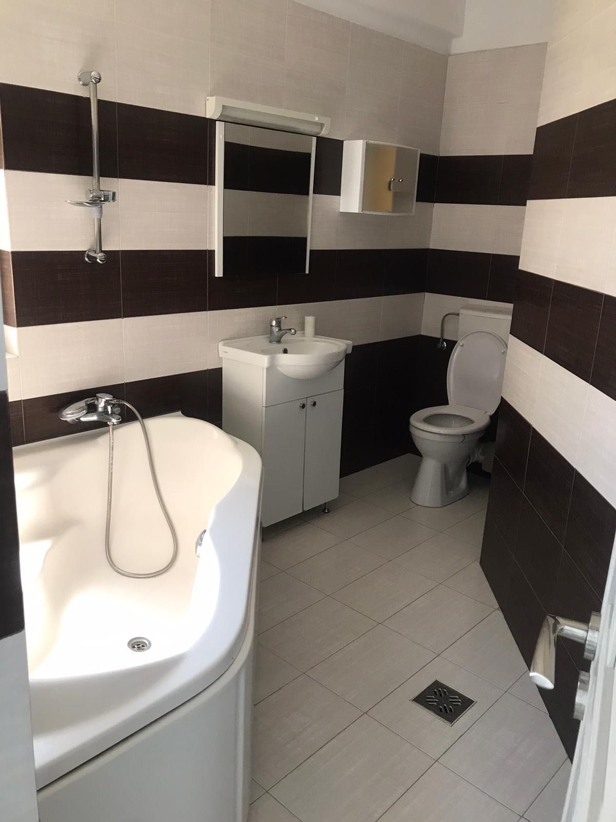 Apartament 3 camere, Mamaia-sat,Lidl