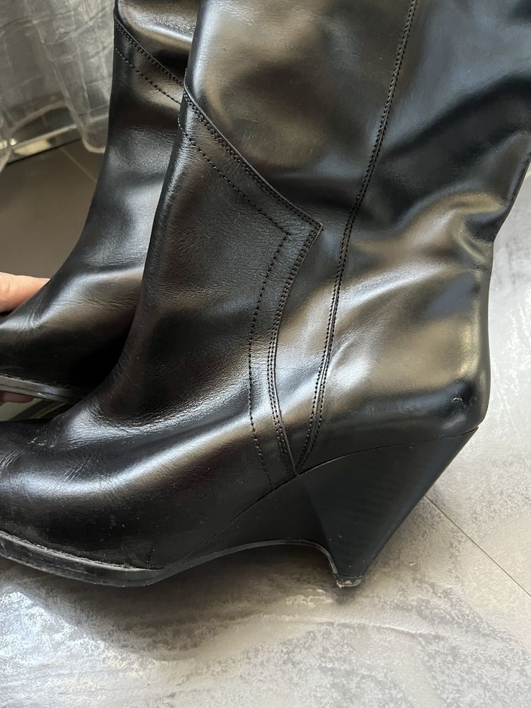 Ботуши страхотен модел zara