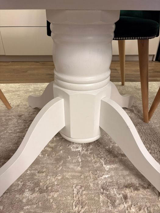 Masa dining extensibila