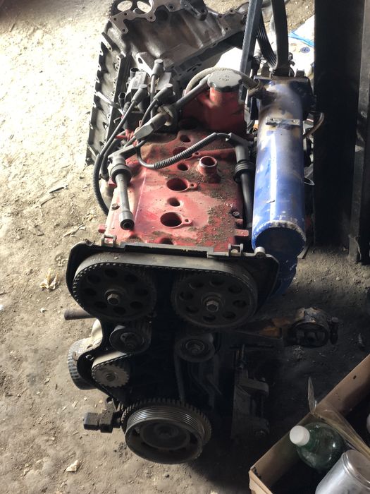 Матор коробка 1,6