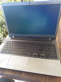 Ноутбук Samsung np355