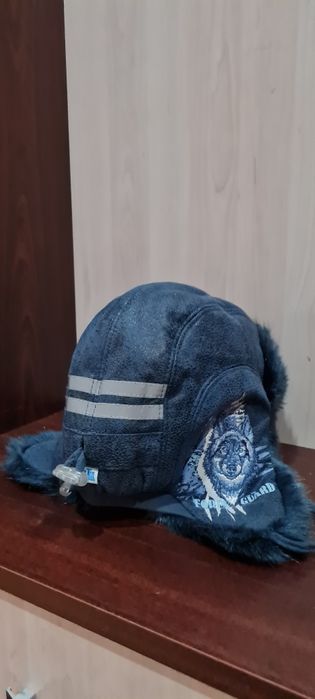 ПРОДАМ детскую шапку