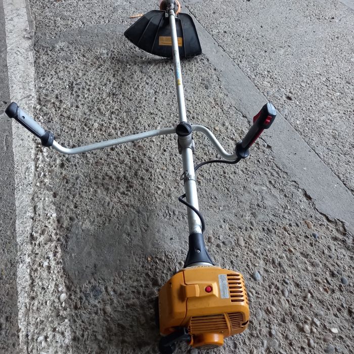 Motocoasa/Cositoare cu fir