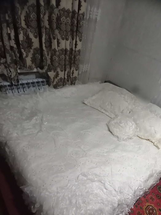 Покрывало нежного цвета