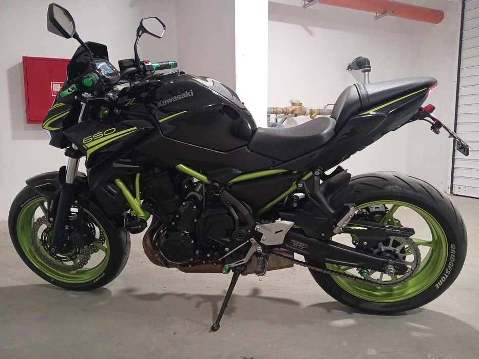 Мотор Кавазаки Z650 за кат А2