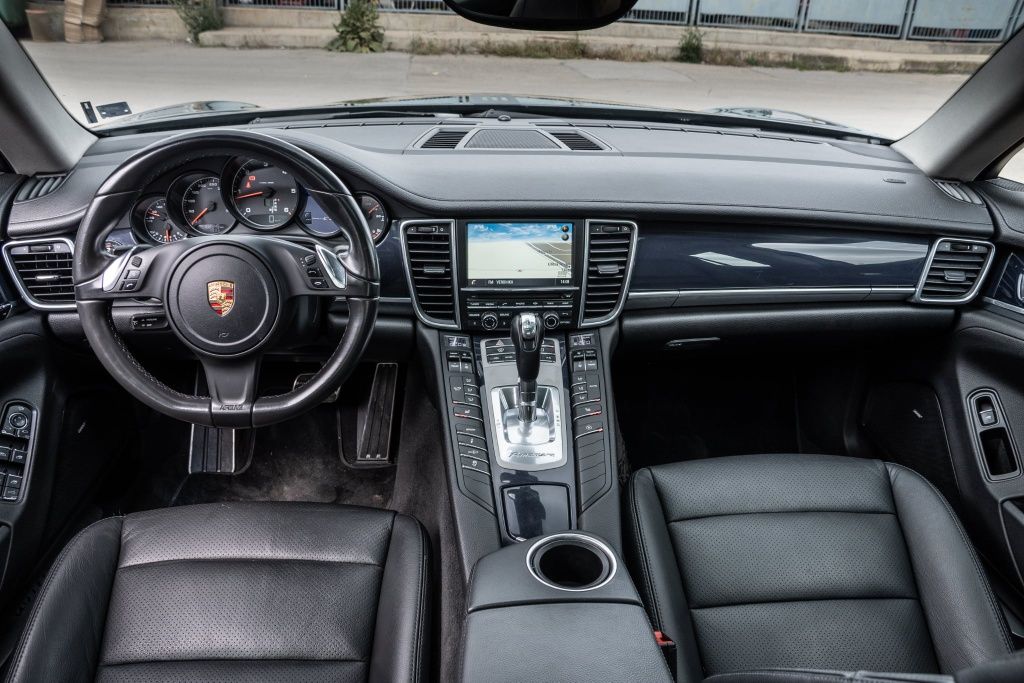 Porsche Panamera 3000tdi  edition 168000
