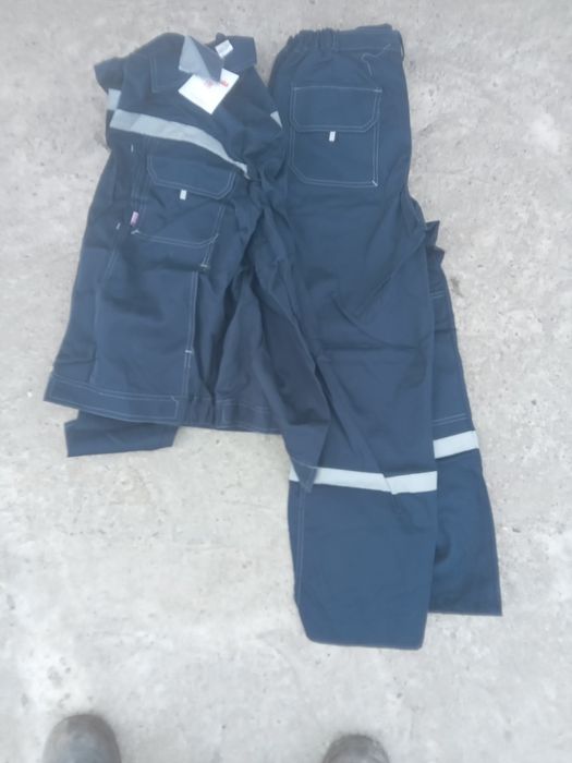 Продам спецодежду