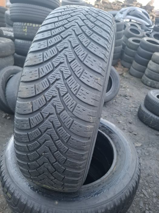 Vand 1 sau 2 sau set 4 anvelope 215 65 17 falken iarna