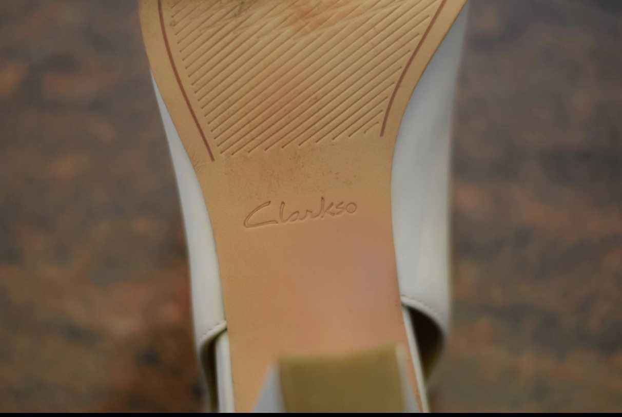 Sandale cu toc CLARKS