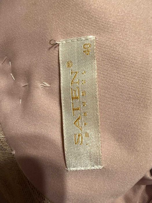 Rochie de seara speciala cu dantela cusuta manual