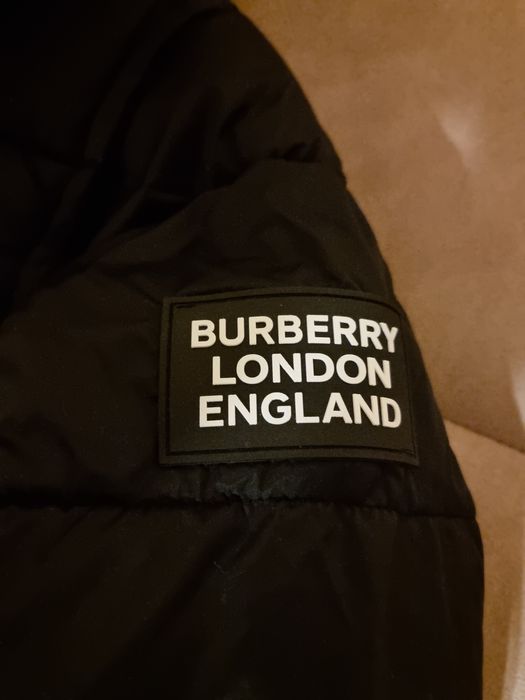 Geaca puf Burberry