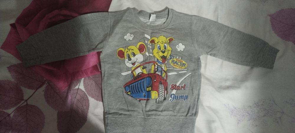 Отдам детские вещи