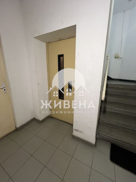 Продава се Двустаен апартамент в Варна, Червен площад - 63 кв.м за 2778 €/кв.м - Снимка #12