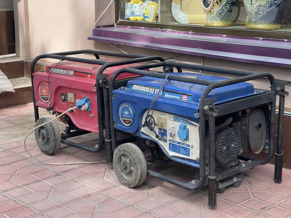 Продам движки 2.8 и 3.0 kw