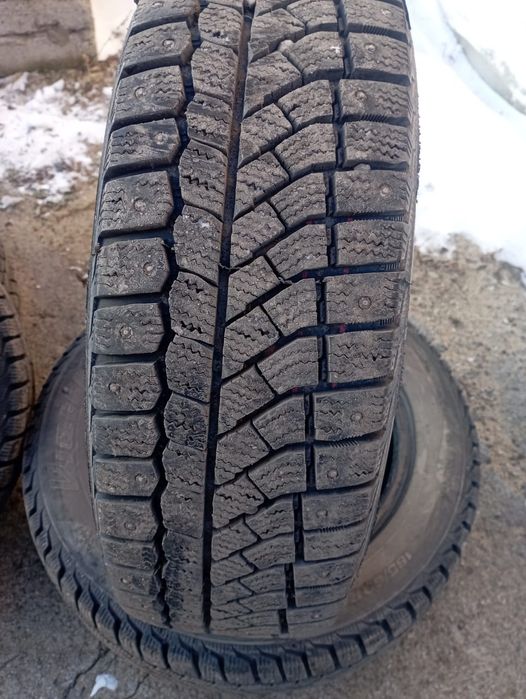 Зимние шины на 15
