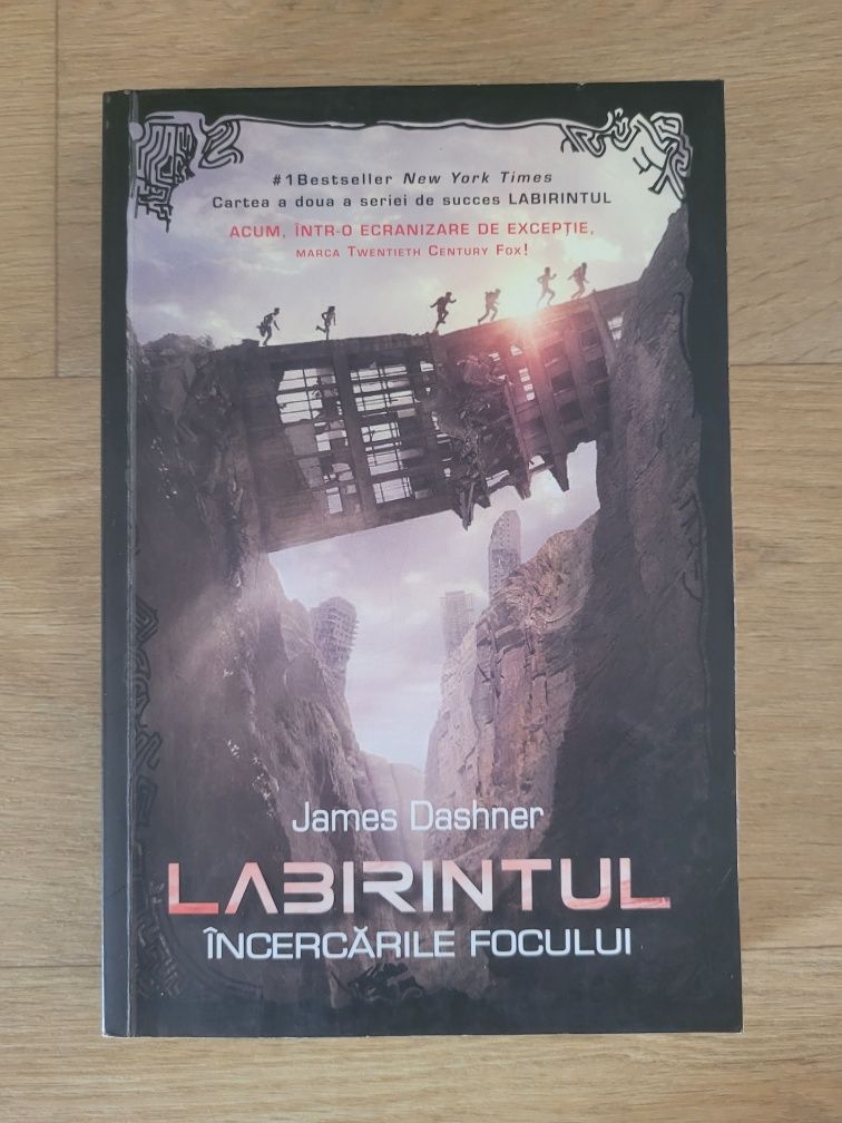Pachet carti James Dashner Labirintul