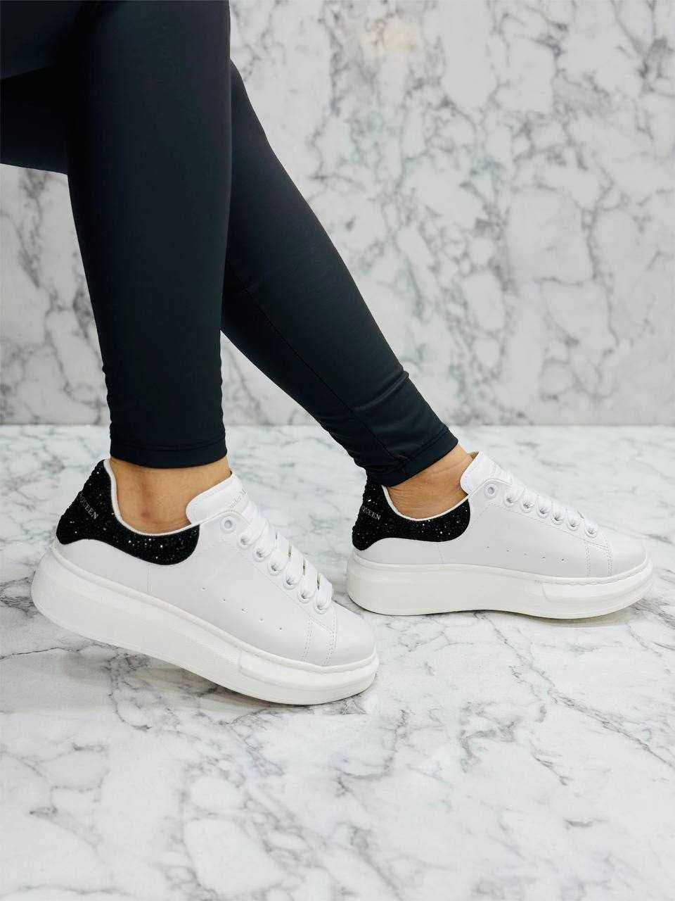 Дамски обувки кецове Alexander McQueen маратонки