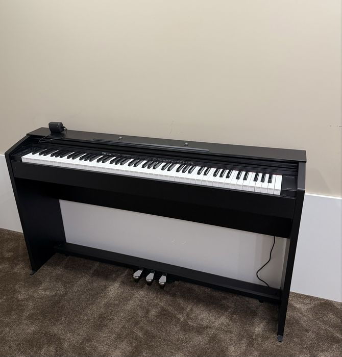 Дигитално пиано Casio PX-770BK Privia 88 клавиша