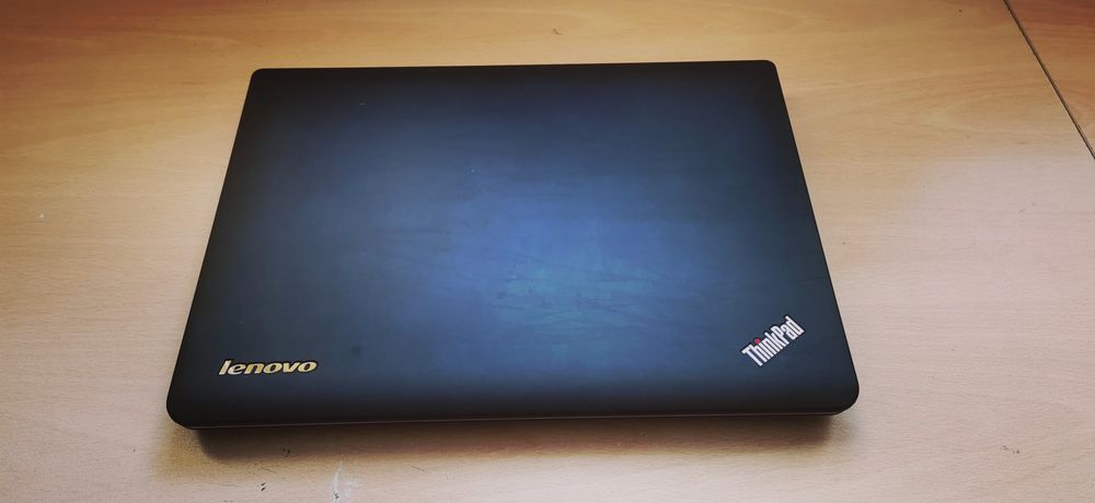 Лаптоп Lenovo e130