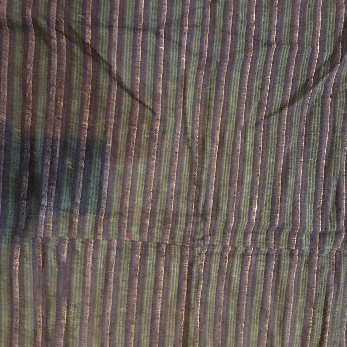 Ръчно изработени престилки, възглавници и елек на стан