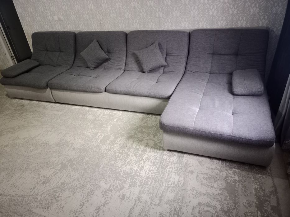 Продам Диван 4 метра